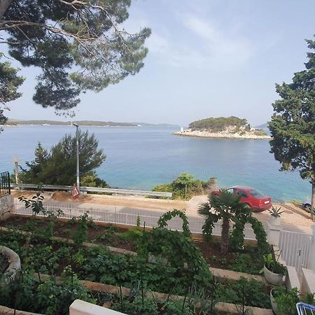 Shabby Chic Beach Cottage Hvar Хвар Экстерьер фото