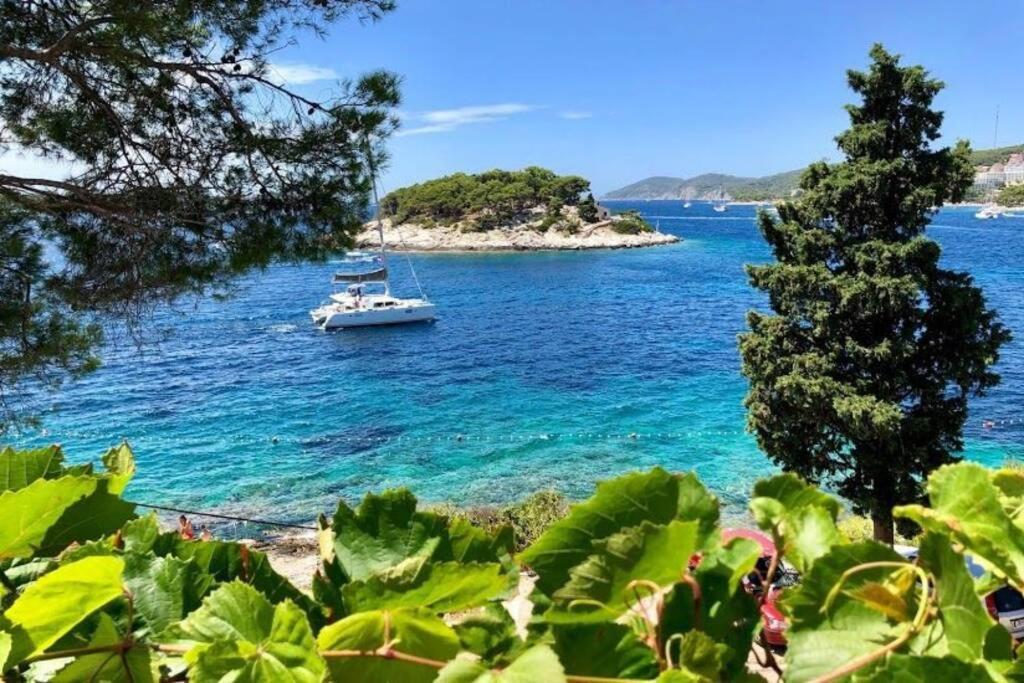 Shabby Chic Beach Cottage Hvar Хвар Экстерьер фото